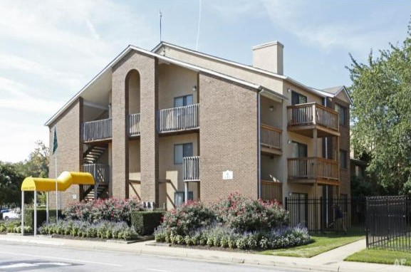 2105 Harbor Apartments